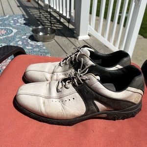 Very nice leather Footjoy men’s golf shoes sz 13